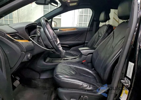 2017 Lincoln Mkc Select z USA, uszkodzony, nr VIN 5LMCJ2D92HUL34672